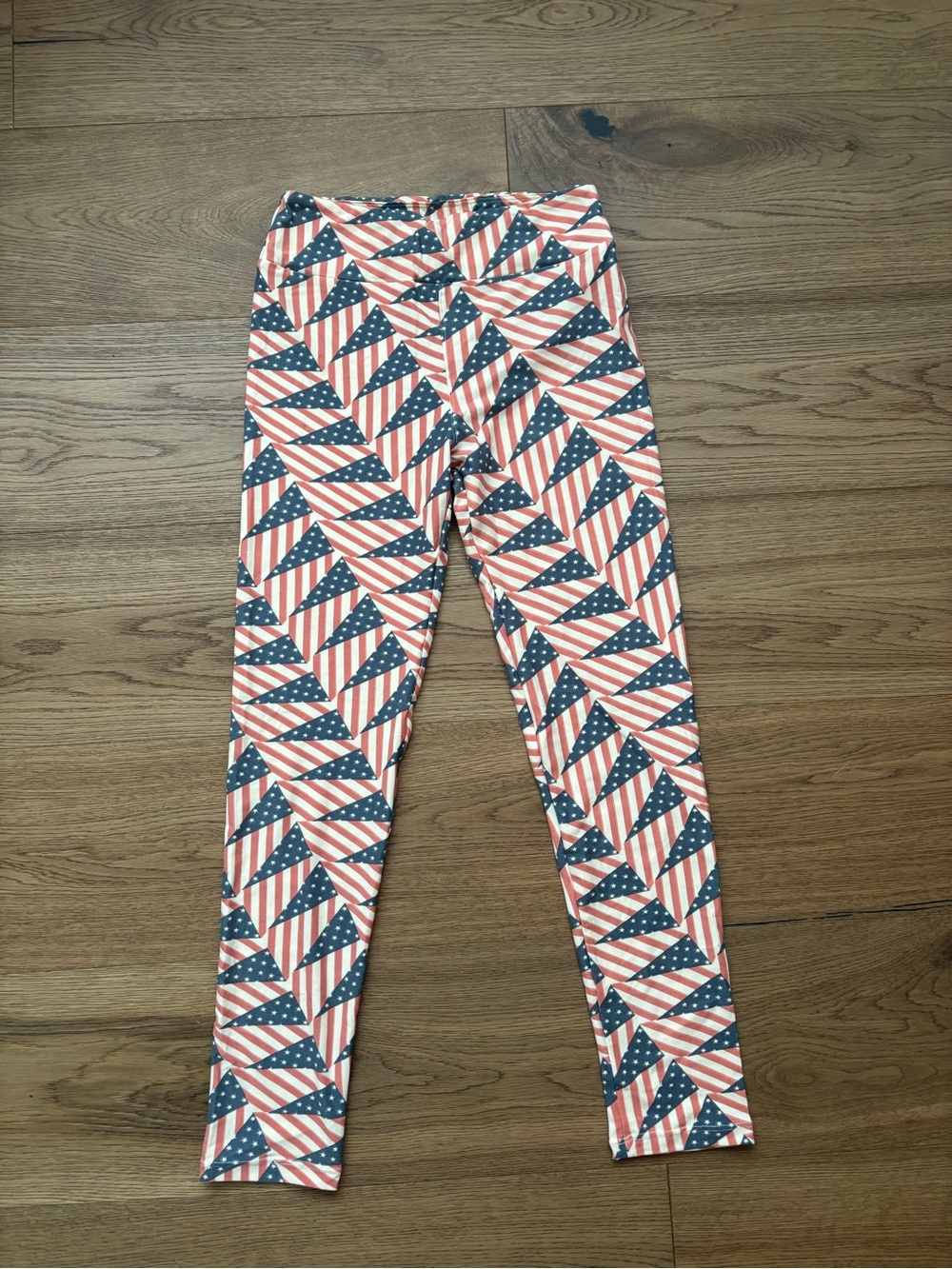 LuLaRoe Women’s Red and Blue Star-Spangled Leggings